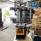 Máy ra vào lốp Bestech 325LR cột tròn