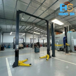 Cầu nâng ô tô 2 trụ giằng trên BESTECH 4 tấn thủy lực kiểu cổng